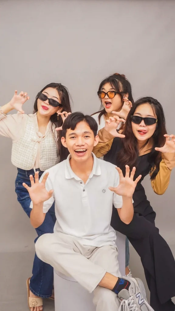 Selfphoto Grup | Self Photo Studio by KGA | Padang